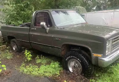 Looking for a wiring harness for a 1987 Chevy 4x4 no a/c. Willing to buy while truck. Don’t care if...