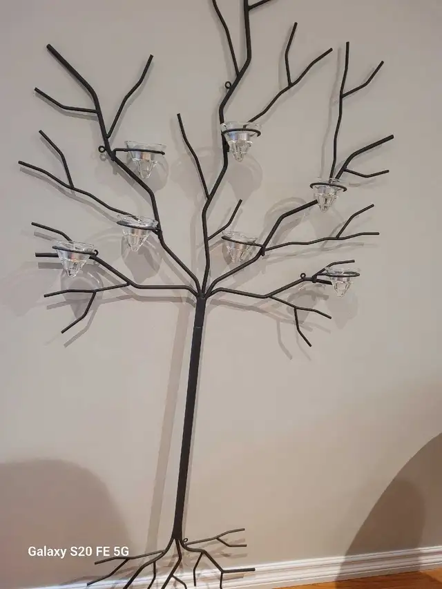 Decorative Metal Tree Wall Sconce with Tea Light Candle Holder in Home Décor & Accents in Ottawa - Image 4