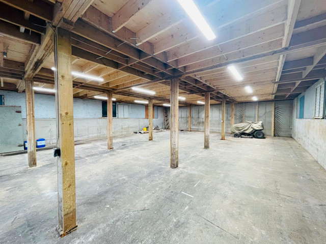 LARGE SHOP/STORAGE SPACE FOR RENT in Commercial & Office Space for Rent in St. John's - Image 2