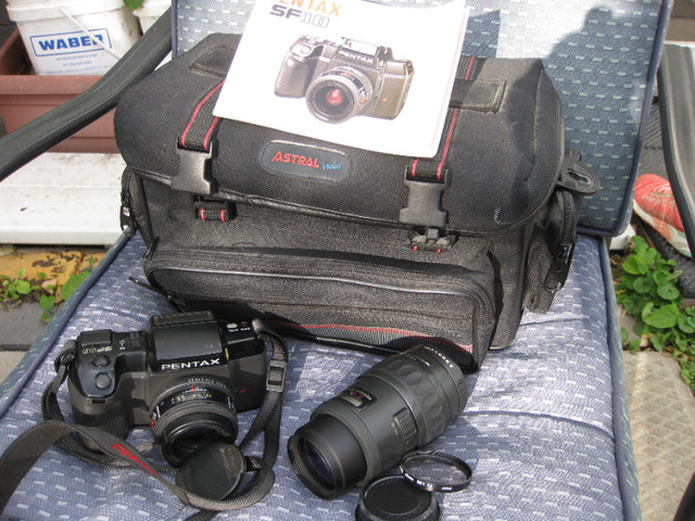 Pentax SF10 35mm Auto Focus SLR Camera Set VGC in Cameras & Camcorders in Winnipeg - Image 2
