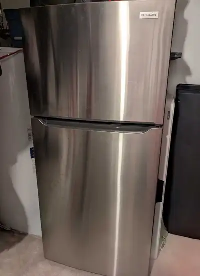 Réfrigérateur frigidaire 30 pouces , View more