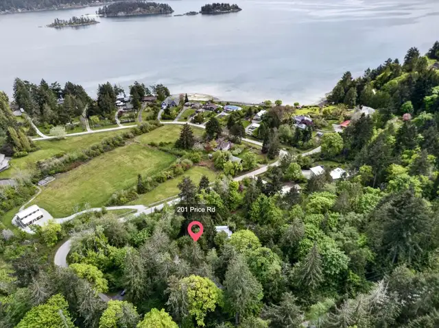Spacious island property, ideal for remote workers!