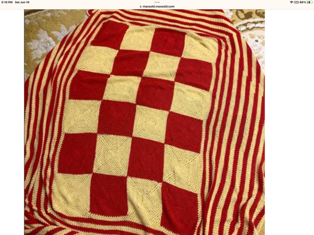 Vintage Crochet Blanket  in Bedding in Ottawa