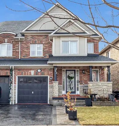 PRICE - $899,999 = $3460/MONTH @ 4.09% INTEREST RATE WITH 20% DOWN PAYMENT (LOWER DOWN PAYMENT OPTIO...