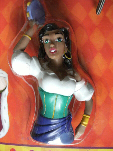 The Hunchback of Notre Dame - Esmeralda: Poseable Finger Puppet! | Arts ...