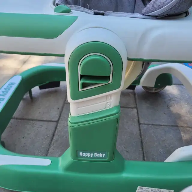 Baby Walker in Playpens, Swings & Saucers in City of Toronto - Image 4
