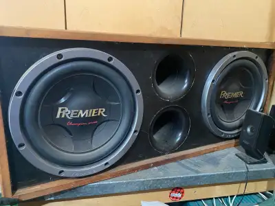Great working subs, very loud with a compact ported box! Will fit in smaller cars as they used to be...