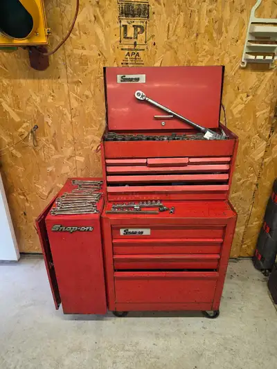 Full mechanics tool box Vintage snap on and tools, View more