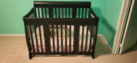 4-in 1 Convertible Crib with Sealy mattress and side covers