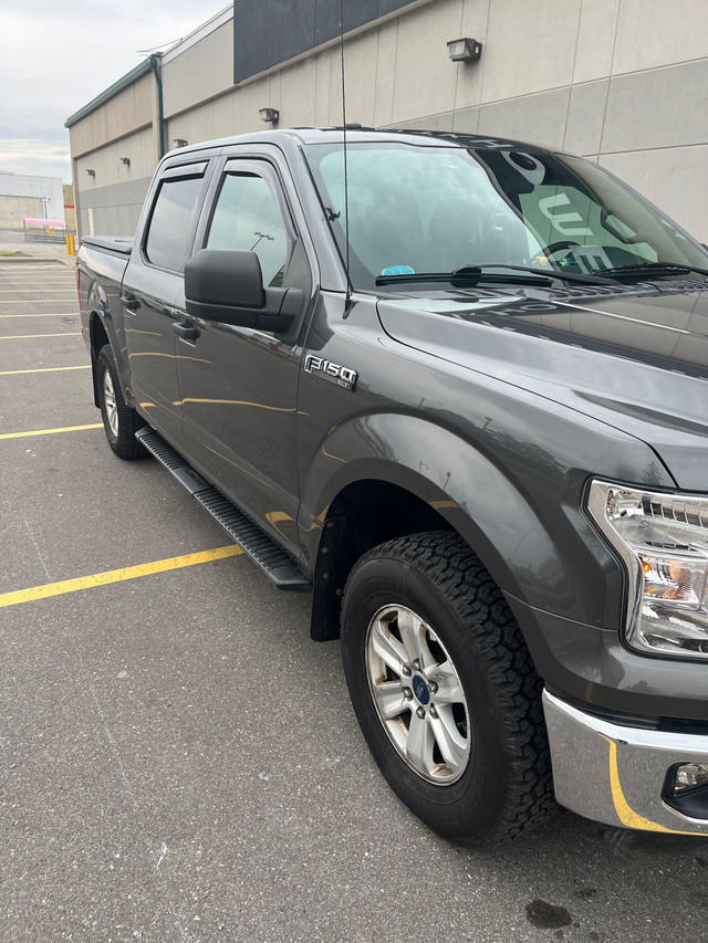 2016 FORD F150 XLT SUPERCREW Great Condition  in Cars & Trucks in City of Toronto - Image 3