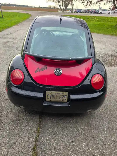 2001 Beatle 1.9 ALH TDI 5SPD 350kms Vehicle used as a spare. Runs, drives,stops. Has good winter tir...