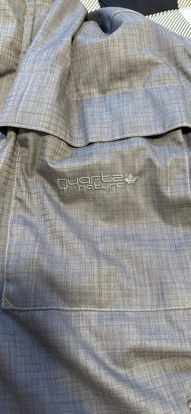 Quartz Men’s winter parka - Large in Men's in Strathcona County - Image 3
