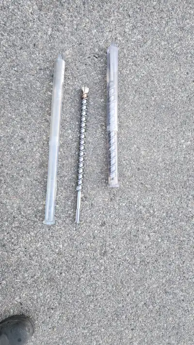 2 concrete sds-max drill bits 1.25x21" 95 and 15/8"x21 145, View more