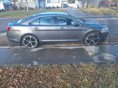 Fully loaded with heated leather , sunroof ,remote start ,set of winter tires on rims included '6cyl...