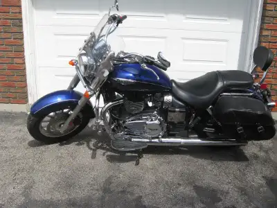 2014 Triumph America LT - Fuel injection great on gas 60mpg - over 300 km per tank - new battery las...