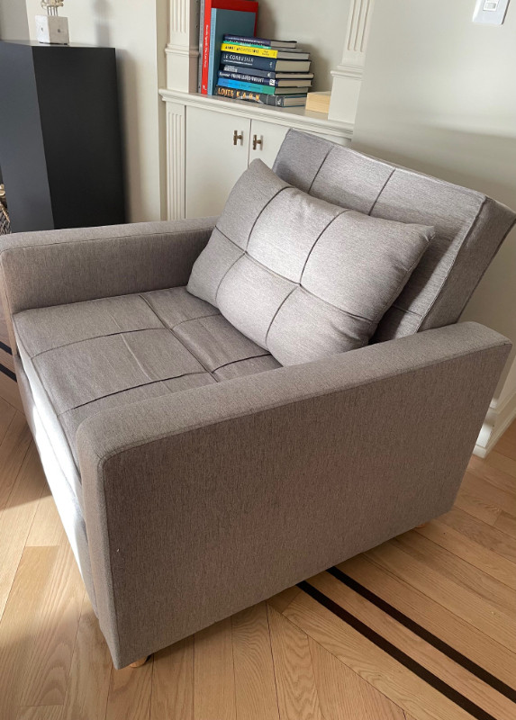 Chair Converts to Single Bed in Chairs & Recliners in City of Toronto - Image 2
