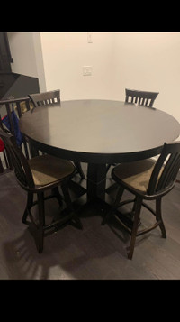 Dinning  table