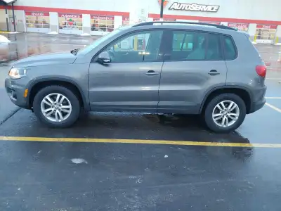 2015 VW Tiguan. No Start . May have jump timing chain . 140 psi in all cylinders. Price is Frim . Do...