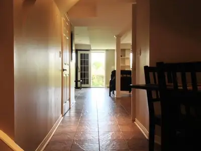 Description WALK-OUT BASEMENT- $1500 Available in September Location! Location! 1 Bedroom Basement a...