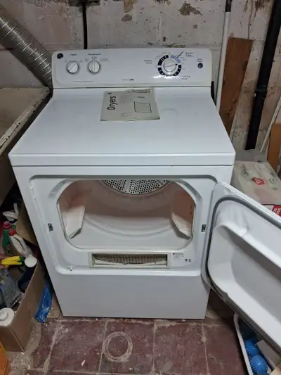 Pristine GE MC Commercial Electric Dryer, 2013  $120 | High Park, View more