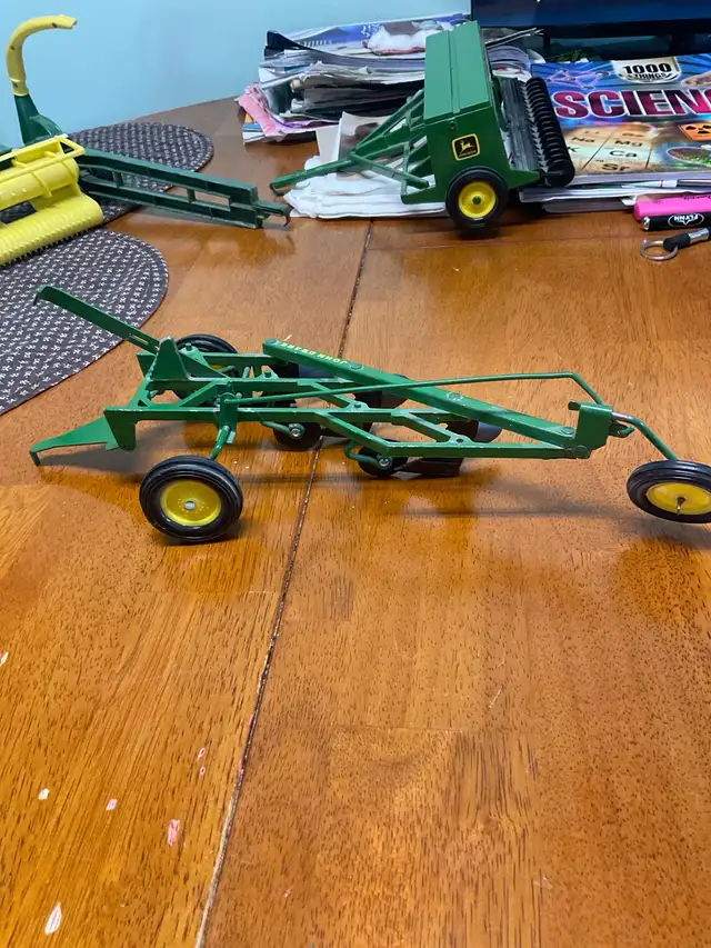 ertl John Deere 4 bottom plow die cast in Toys & Games in Edmonton - Image 7