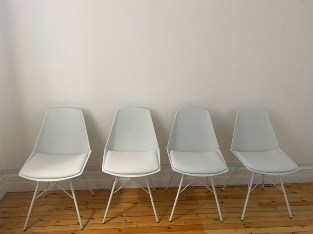 ANJO Dining Chairs White dans Chaises, Fauteuils inclinables  à Ville de Montréal