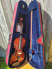 Like New Stentor Student II 4/4 violin with case bow rosin
