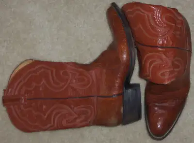 Cowboy boots, same posted price for each, View more
