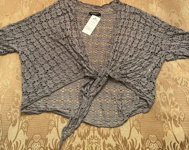 Ladies tops & dresses! $10 each in Women's - Tops & Outerwear in Mississauga / Peel Region - Image 5