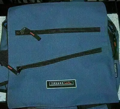 Quality satchels made of cloth, others made of leather. Starting at just $5. I also have a brand new...