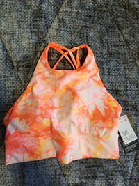 Lululemon Bras and Cropped tops - size 8