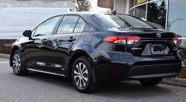 2023 TOYOTA COROLLA AWD HYBRID in Cars & Trucks in Abbotsford - Image 3