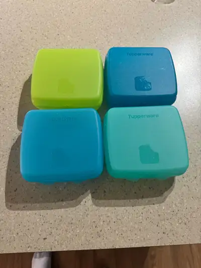 Tupperware sandwich containers combo of 4 different colours all in great shape just not used anymore...