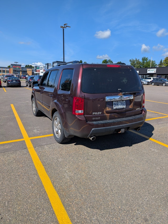 Honda Pilot EX 2011 à vendre pour pièces — photo 4
