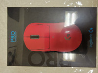 BNIB Logitech G Pro X Superlight Wireless Gaming mouse