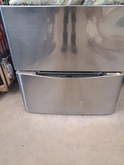 LG pedestal washer and pedestal, View more