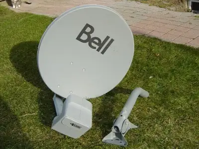 NEW Bell TV Dish DPlus DUAL LNB with satellite dish wall mount arm Multiple item listing. No need to...