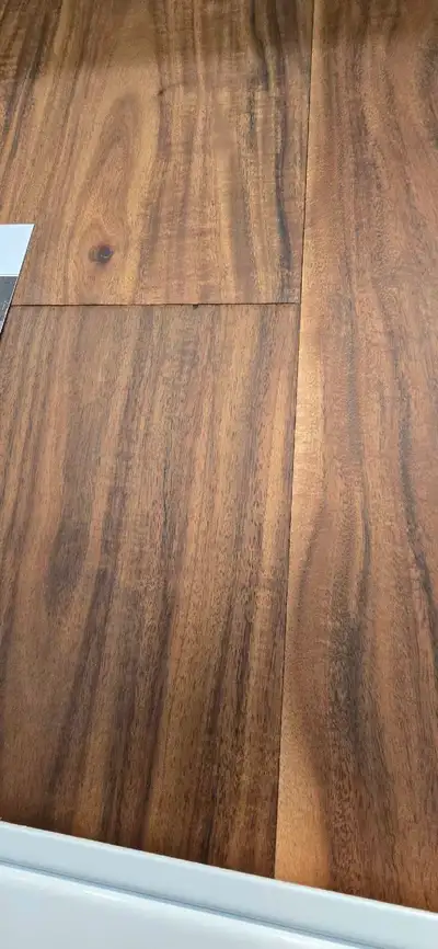 Nice house for rent it has Nice backyard and ac as well 2 bedrooms upstairs