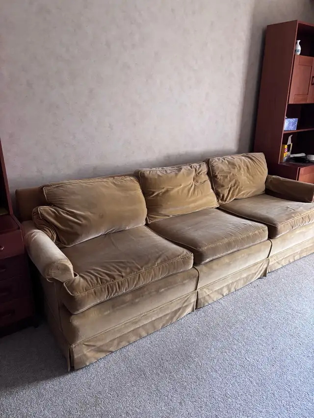 Sofa and Armchair in Multi-item in Kingston - Image 6