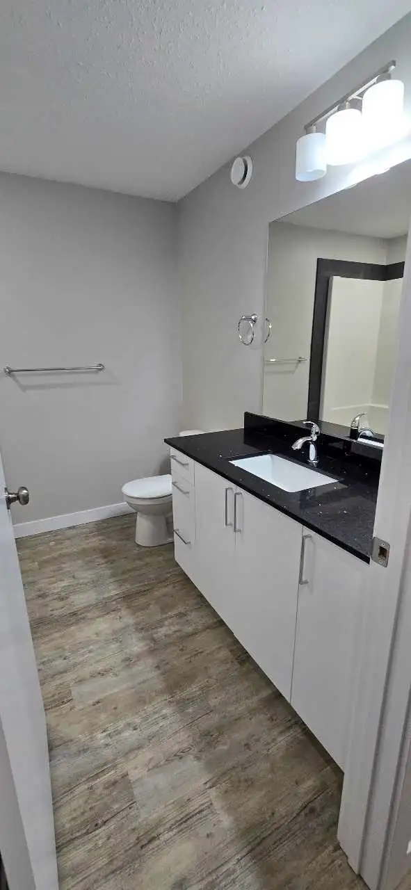 1 month free  Rent in new Townhouse  Sylvan Lake in Long Term Rentals in Red Deer - Image 8