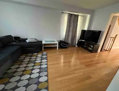 Rooms for rent in sharing
