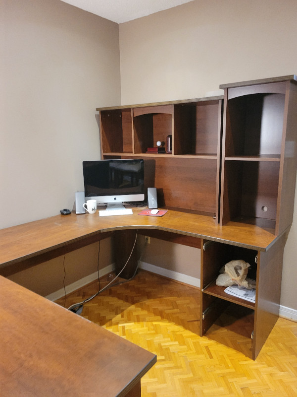 Real wood L shaped desk Desks Markham / York Region Kijiji