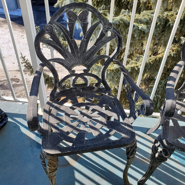 Cast iron chairs and table in Other in Edmonton - Image 4