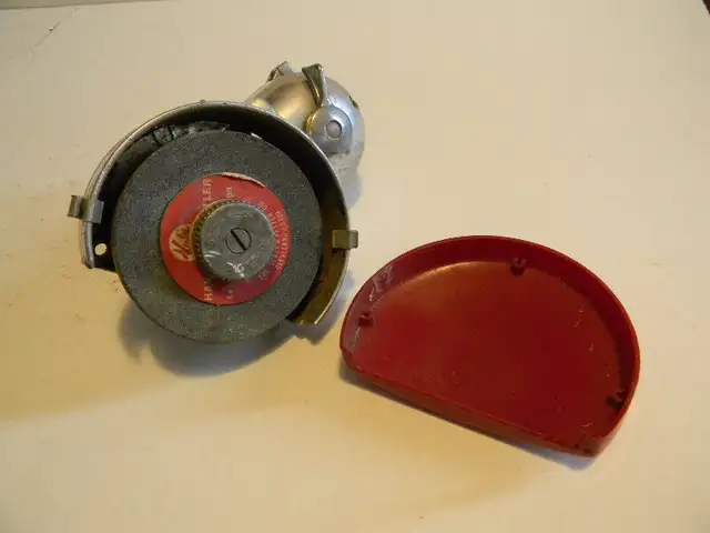 Vintage Kirby "Handi-Butler" - sharpening accessory in Vacuums in Winnipeg - Image 4