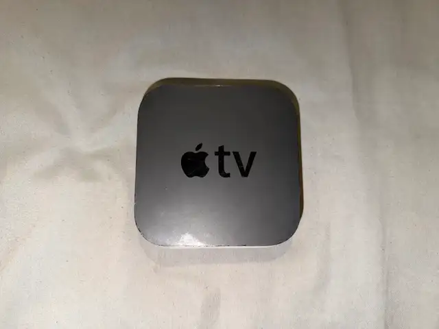 Apple TV 2nd or 3rd Generation No Remote in General Electronics in Edmonton - Image 2