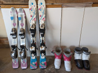 Youth skiing equipment