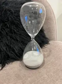  SAND HOUR GLASS
