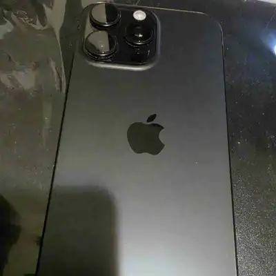 1tb storage excellent condition. Nothing has been replaced other than screen protectors. Nothing wro...