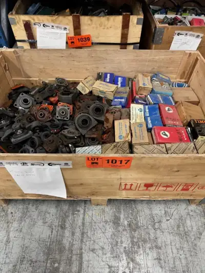 Lot of pillow block , bearing and flange, View more
