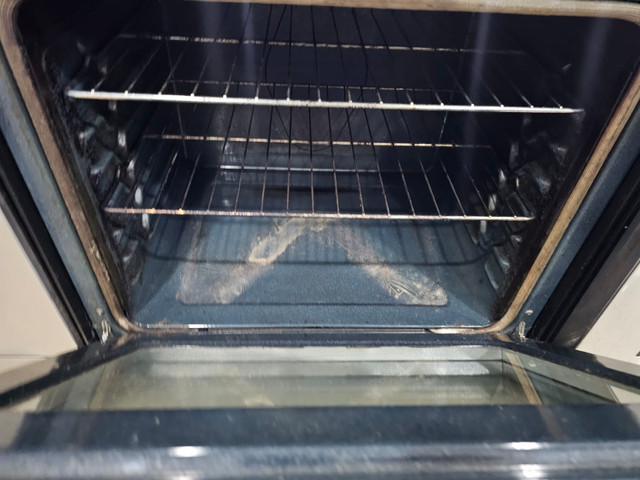 Samsung 30" Stainless Steel Electric Ceramic Top Stove Oven Rang in Stoves, Ovens & Ranges in Hamilton - Image 3
